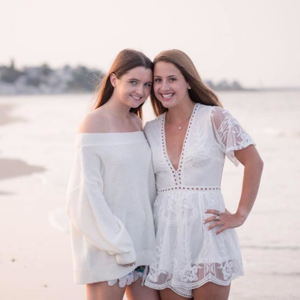 Meet your Posher, Hallie